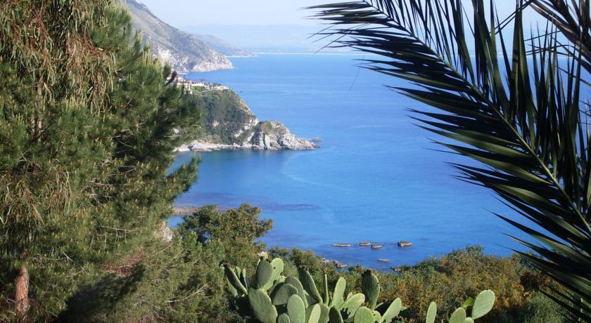 Gullo Capo Vaticano Рикади Экстерьер фото